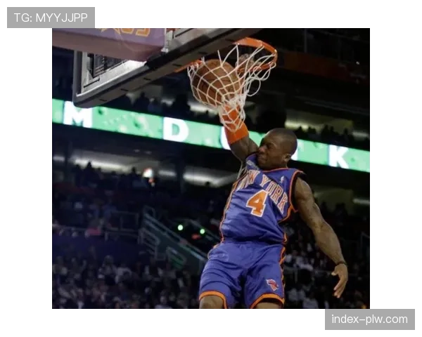 罗宾逊传中次数联赛居首 富勒姆边卫成进攻发动机